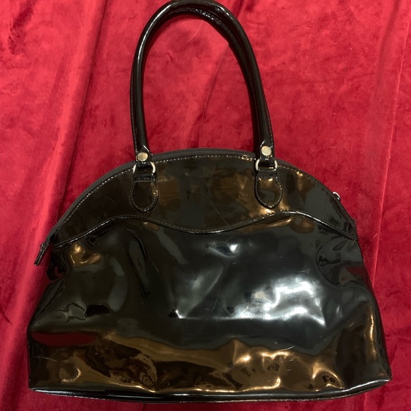 Gianni Black Patent Leather Semicircle Glossy Zip Top Handbag - Picture 1 of 8